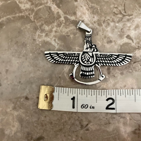 Pendant - Picture 3 of 9